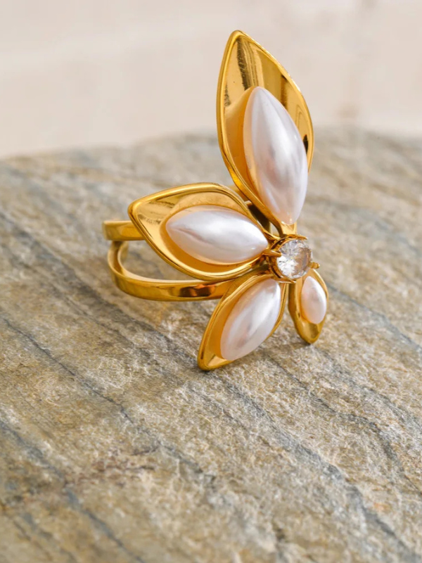 Bague Fleur Dorée Nacrée