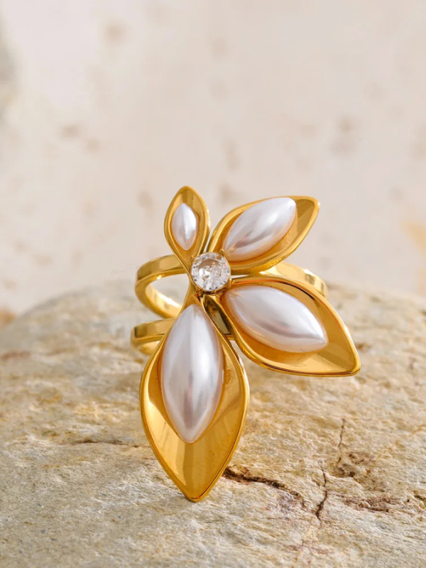 Bague Fleur Dorée Nacrée