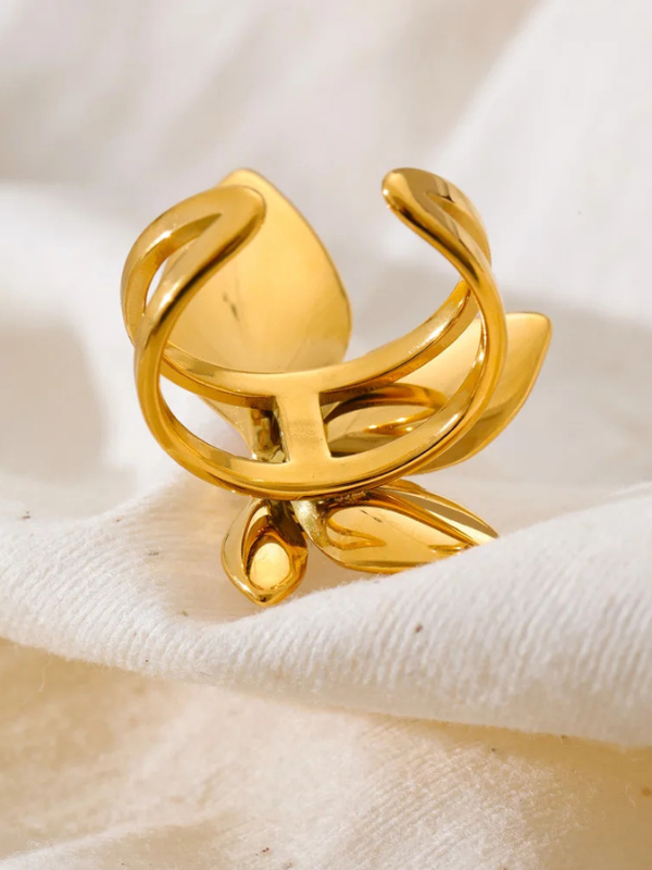 Bague Fleur Dorée Nacrée