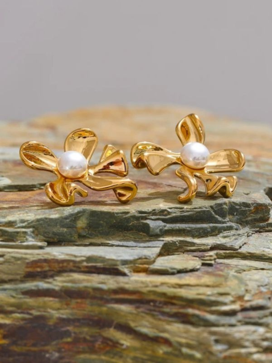 Boucle d’Oreille Fleur Perle