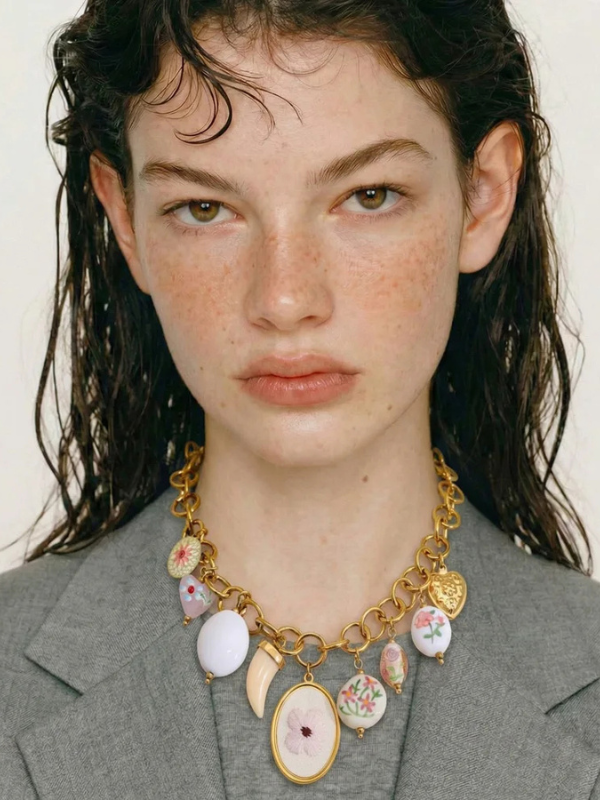 Collier Doré Breloques Florales