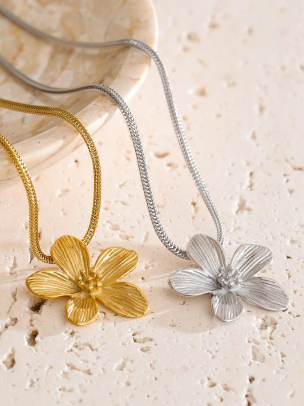 Collier Grosse Fleur