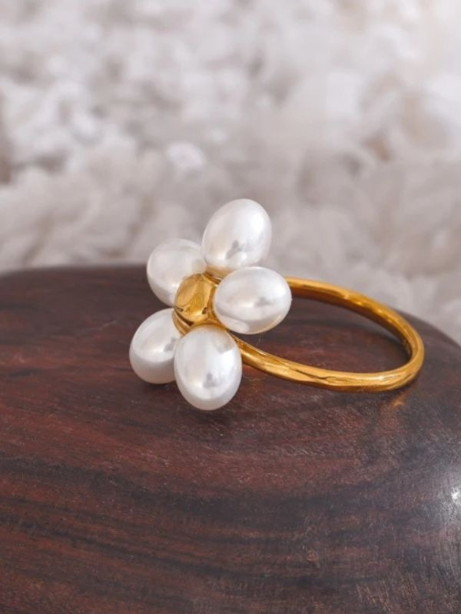 Bague Fleur en Perle