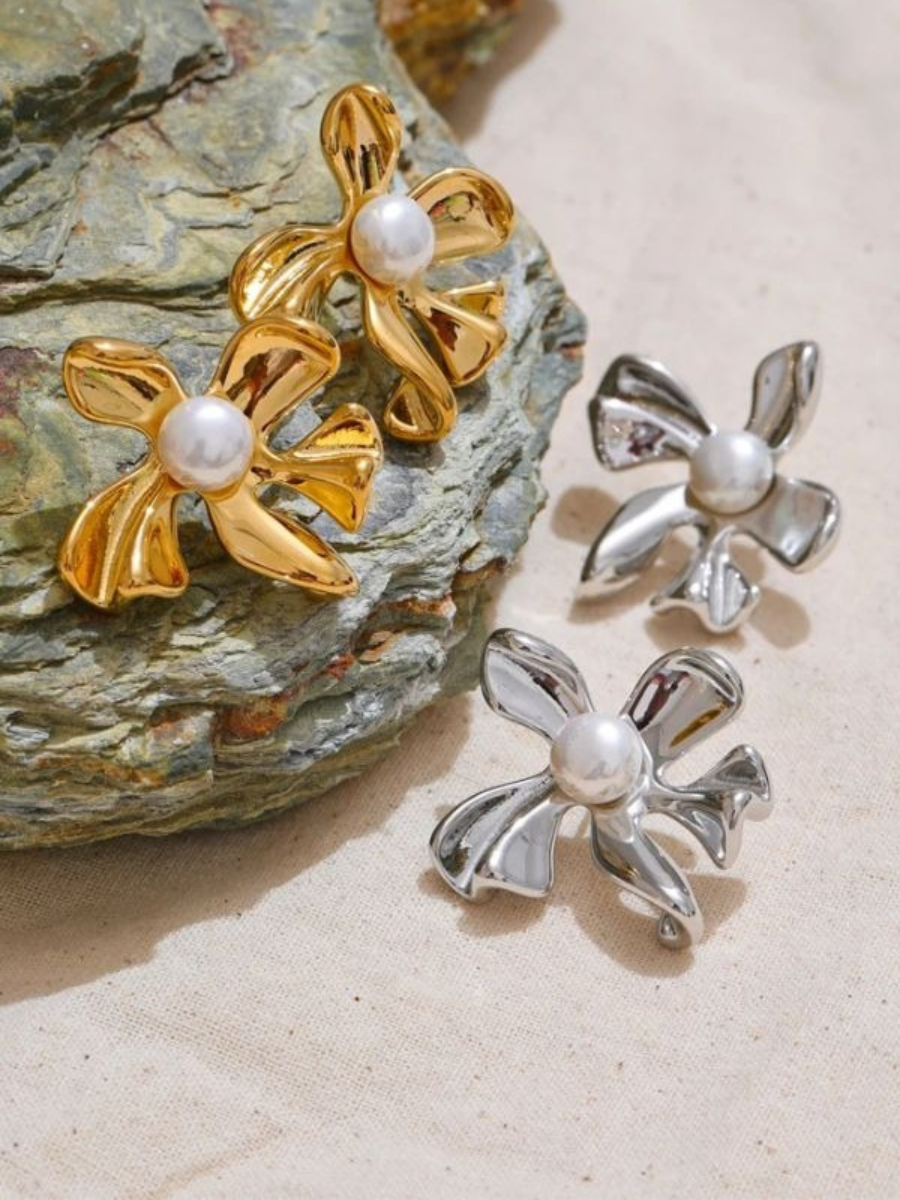 Boucle d’Oreille Fleur Perle