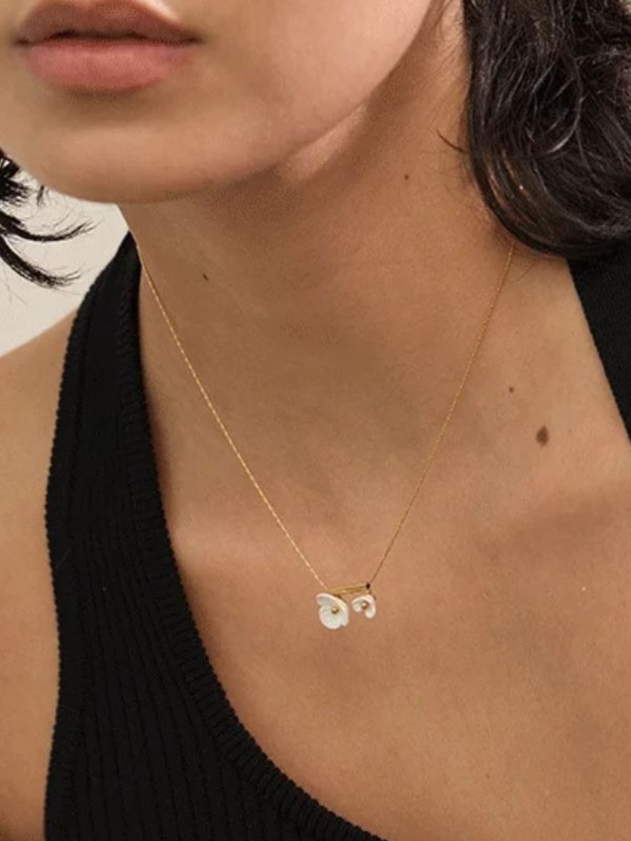 Collier Fleur Blanche