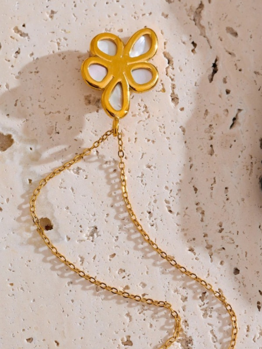 Collier Fleur Nacre