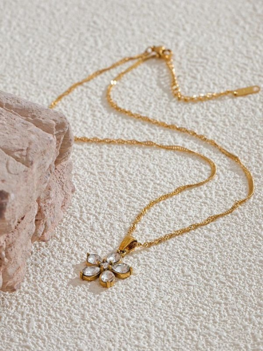 Collier Pendentif fleur